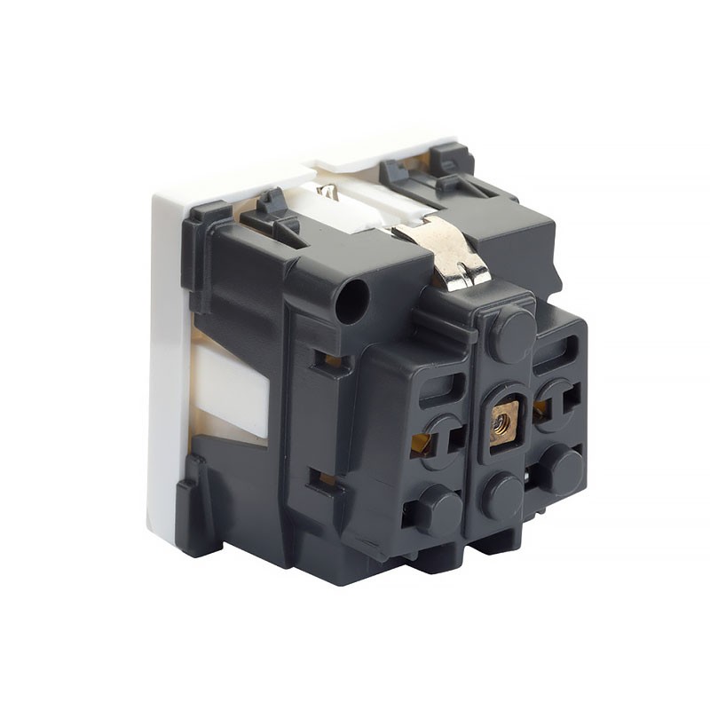 16V-10-04WT Розетка 2К+З немецкий стандарт 45 x 45 мм, белый. Вид сзади