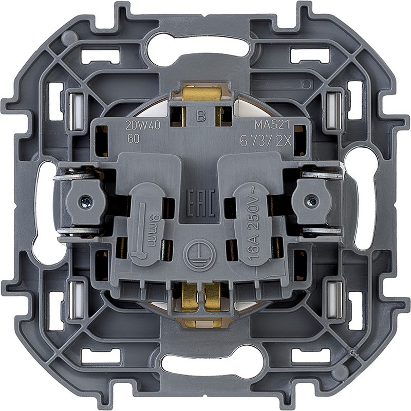 673720 Legrand Inspiria Розетка 2К+З немецкий стандарт 16А 250В белый, вид сзади